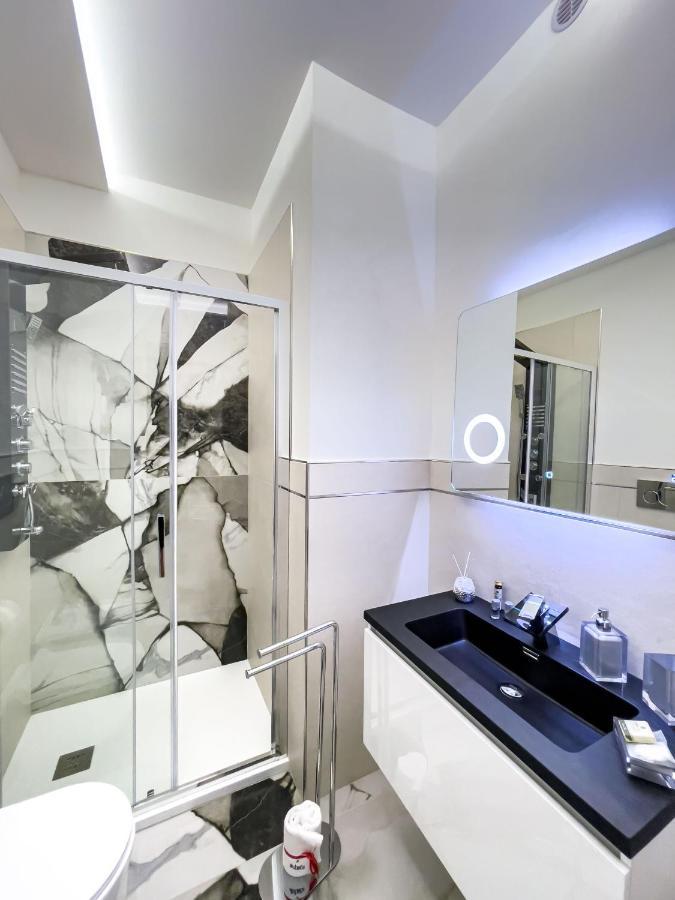 Distinto Suite & Rooms Lecce Eksteriør billede