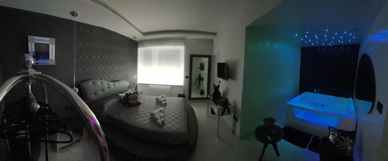 Distinto Suite & Rooms Lecce Eksteriør billede